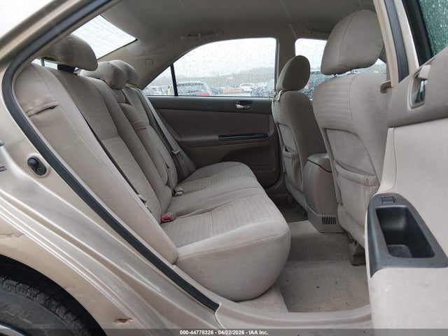 2005 Toyota CAMRY LE photo 8