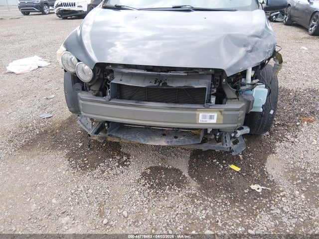 CHEVROLET SONIC LT AUTO - 6