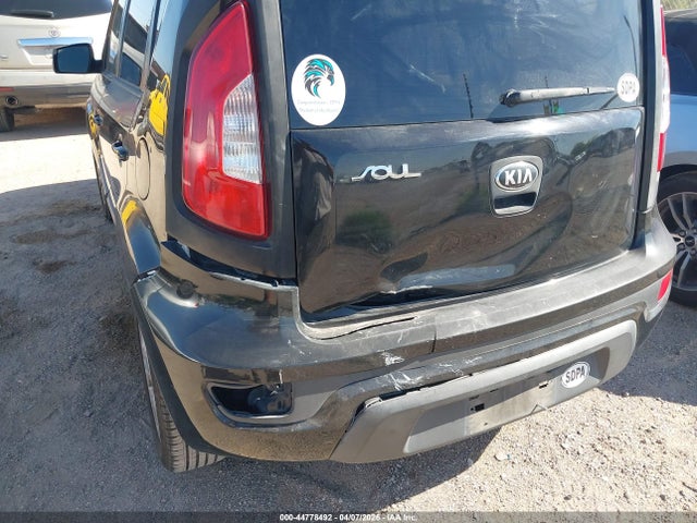 KIA SOUL + - 6
