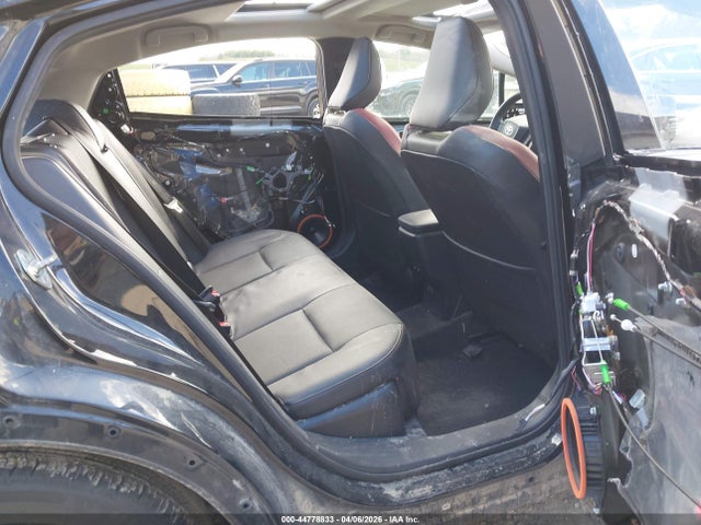 صورة 8 لـ 2023 Toyota PRIUS PRIME XSE PREMIUM