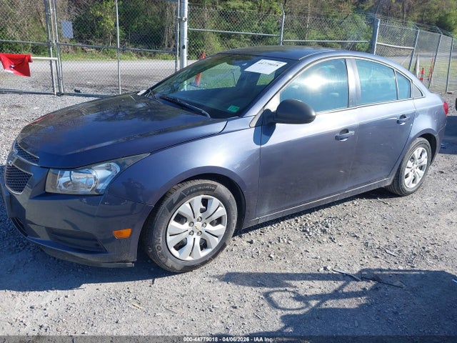 CHEVROLET CRUZE LS AUTO - 2
