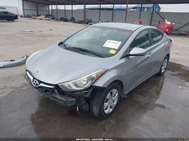 2016 Hyundai ELANTRA SE 照片 2