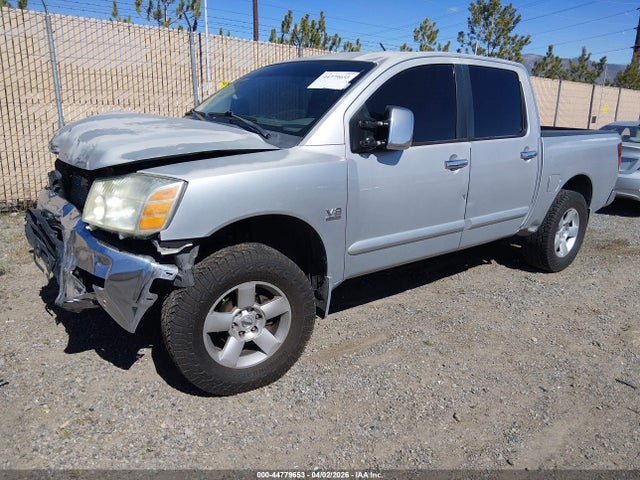 2004 Nissan TITAN SE — фото 2