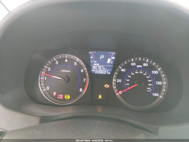 HYUNDAI ACCENT SE - 7