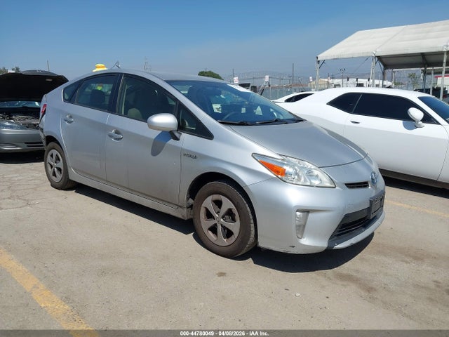 TOYOTA PRIUS - 1