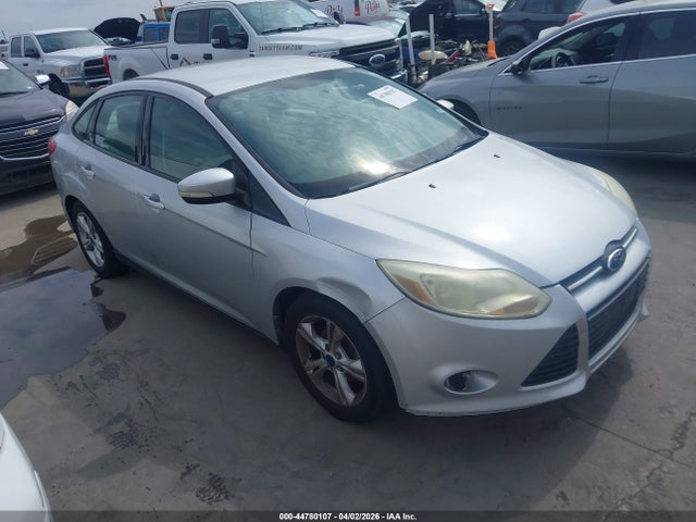 FORD FOCUS SE - 1