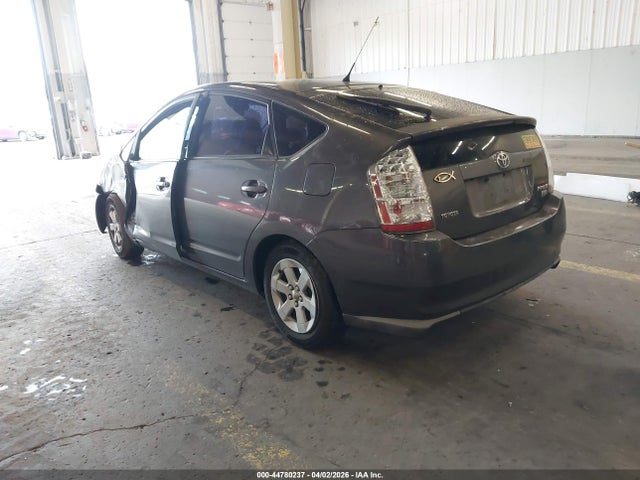 TOYOTA PRIUS - 3