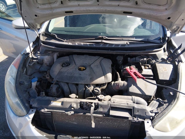 HYUNDAI ELANTRA GLS - 10