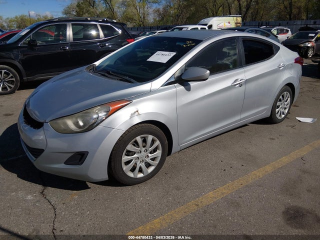 HYUNDAI ELANTRA GLS - 2