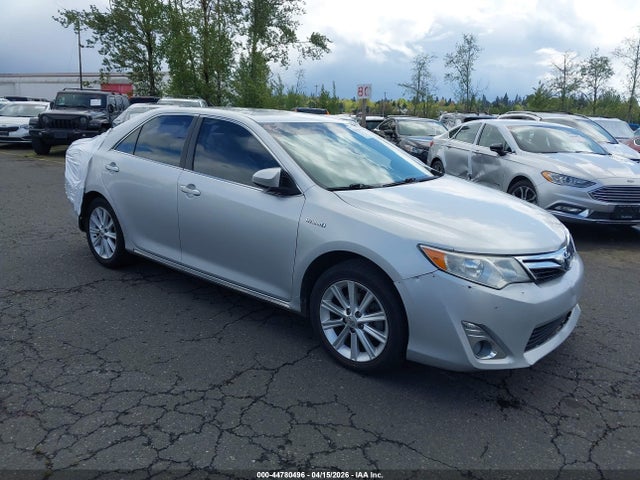 2012 TOYOTA CAMRY XLE