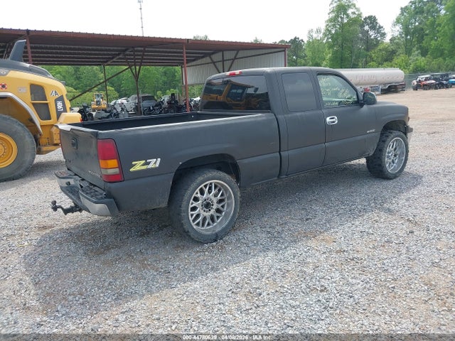 CHEVROLET SILVERADO 1500 LS - 4