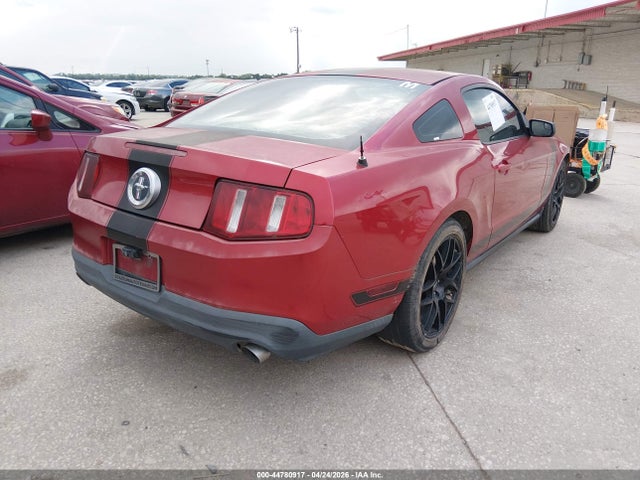 FORD MUSTANG V6 - 4