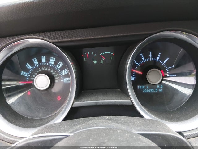 FORD MUSTANG V6 - 7
