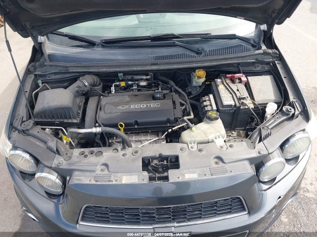 CHEVROLET SONIC LT MANUAL - 10