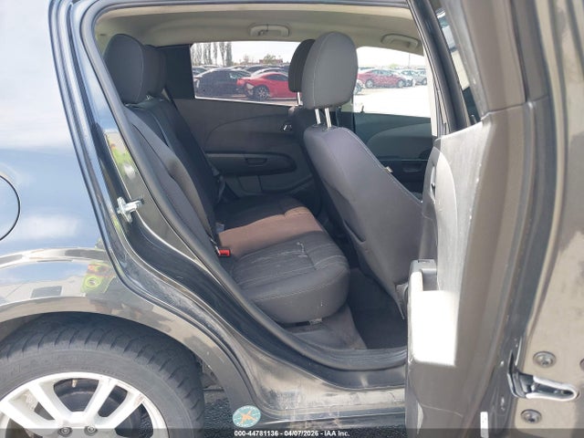 CHEVROLET SONIC LT MANUAL - 8