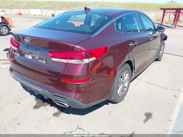 KIA OPTIMA LX - 4