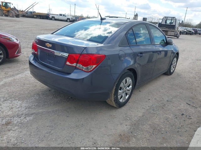 CHEVROLET CRUZE LS AUTO - 4