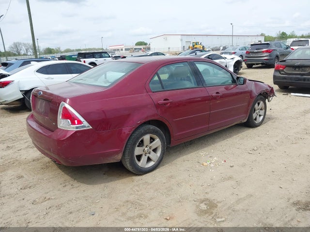 FORD FUSION SE - 4