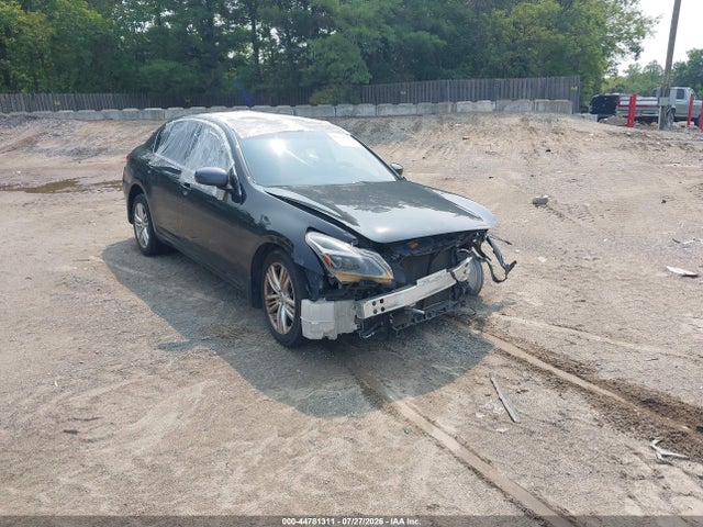 2013 INFINITI G37 