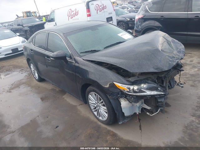 2016 LEXUS ES 