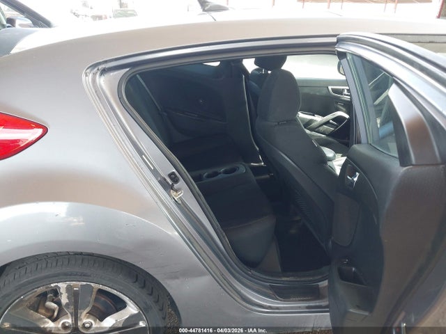 HYUNDAI VELOSTER VALUE EDITION - 8