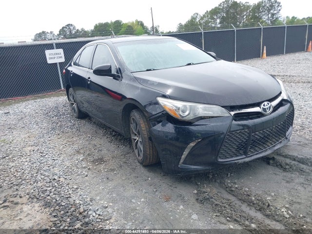 TOYOTA CAMRY - 1