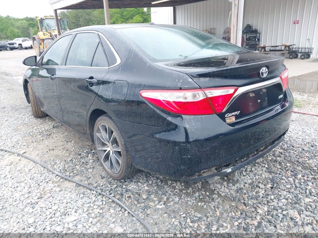 TOYOTA CAMRY - 3