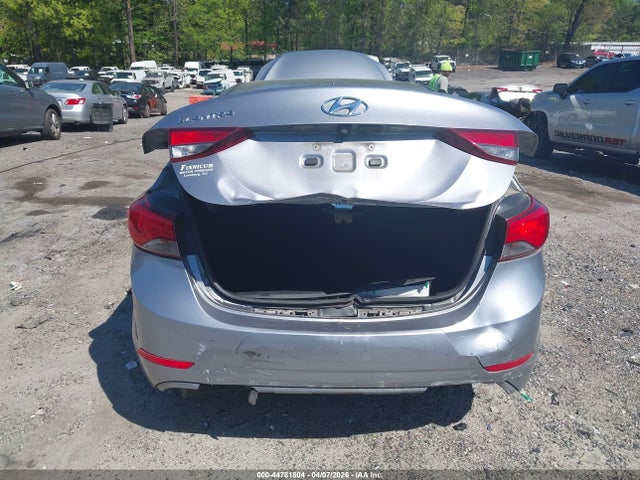 HYUNDAI ELANTRA SE - 6