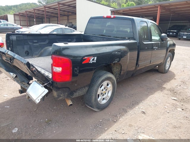 CHEVROLET SILVERADO 1500 LT1 - 4