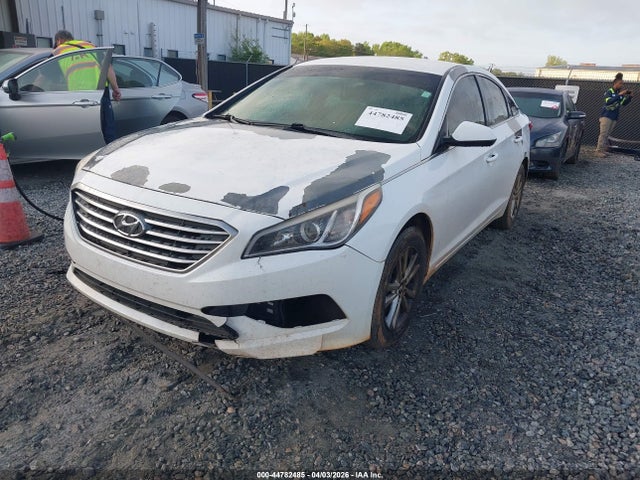 HYUNDAI SONATA SE - 2