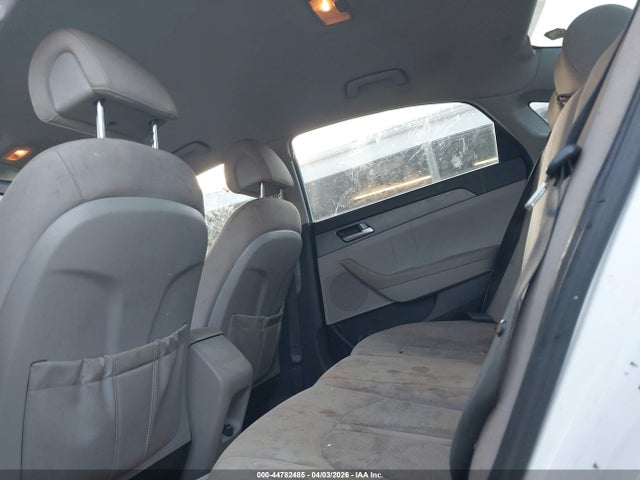 HYUNDAI SONATA SE - 8