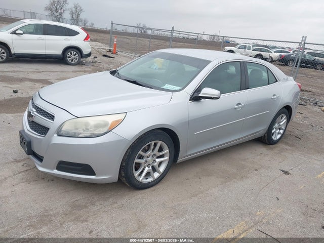 CHEVROLET MALIBU 1LT - 2