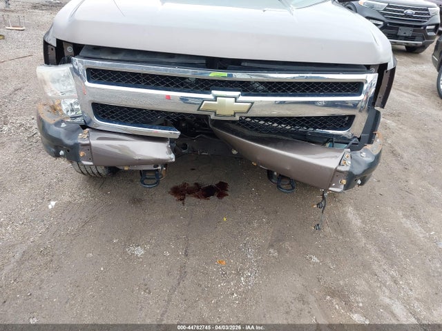 CHEVROLET SILVERADO 1500 LTZ - 6