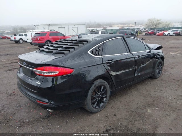 FORD FUSION SE - 4