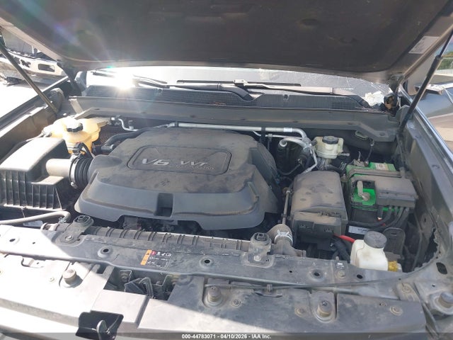 CHEVROLET COLORADO LT - 10