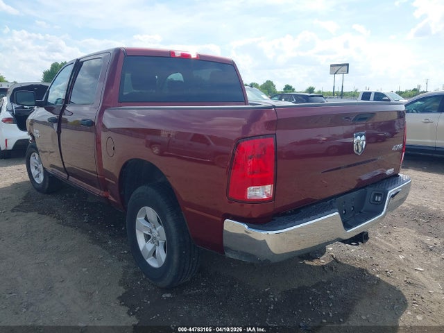 صورة 3 لـ 2023 RAM 1500 CLASSIC TRADESMAN 4X4 5'7 BOX