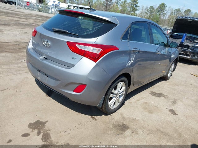HYUNDAI ELANTRA GT - 4