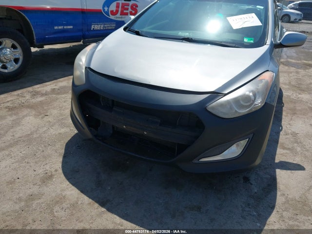 HYUNDAI ELANTRA GT - 6