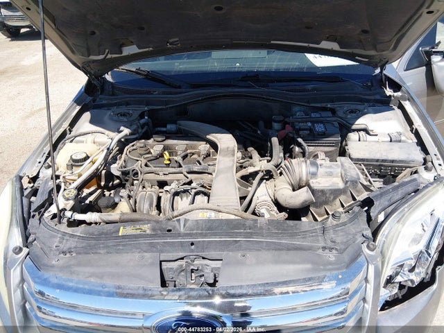 FORD FUSION SEL - 10