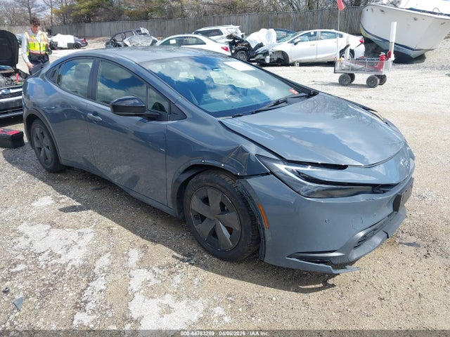 2023 TOYOTA PRIUS LE