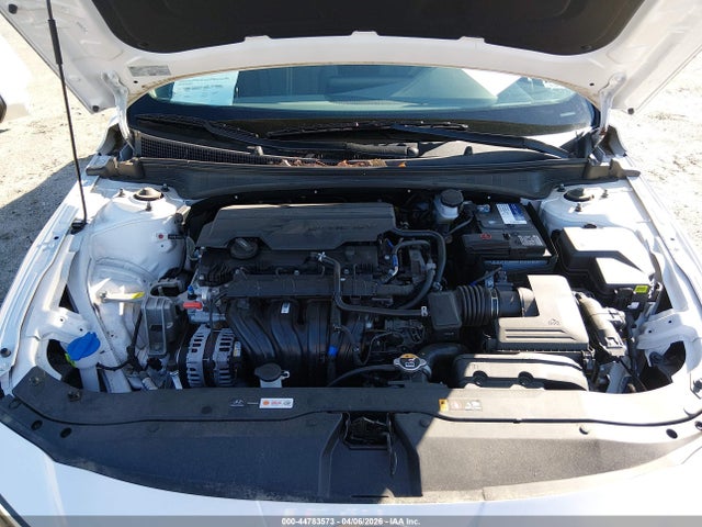 2024 Hyundai ELANTRA SE 照片 10