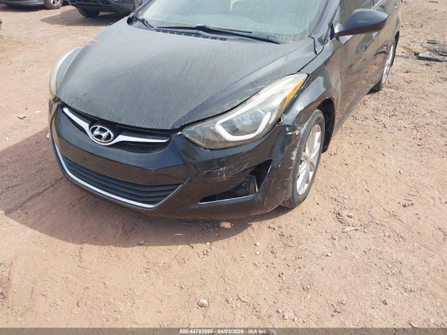 HYUNDAI ELANTRA SE - 6