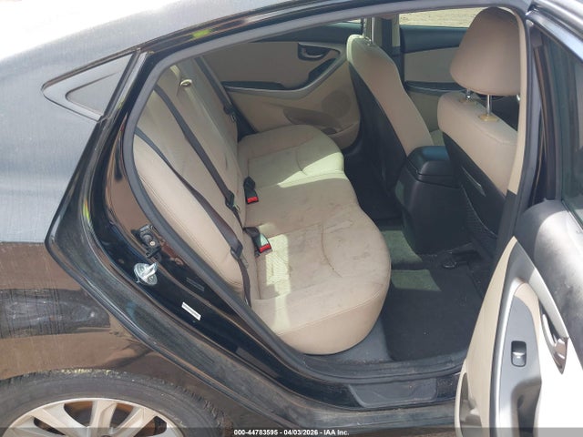 HYUNDAI ELANTRA SE - 8