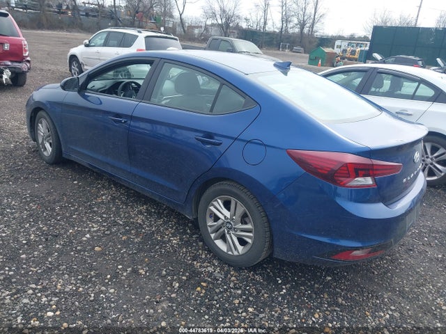 HYUNDAI ELANTRA SEL - 3