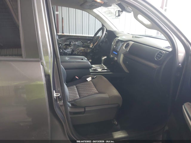 TOYOTA TUNDRA - 5