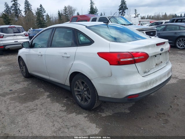 FORD FOCUS SE - 3