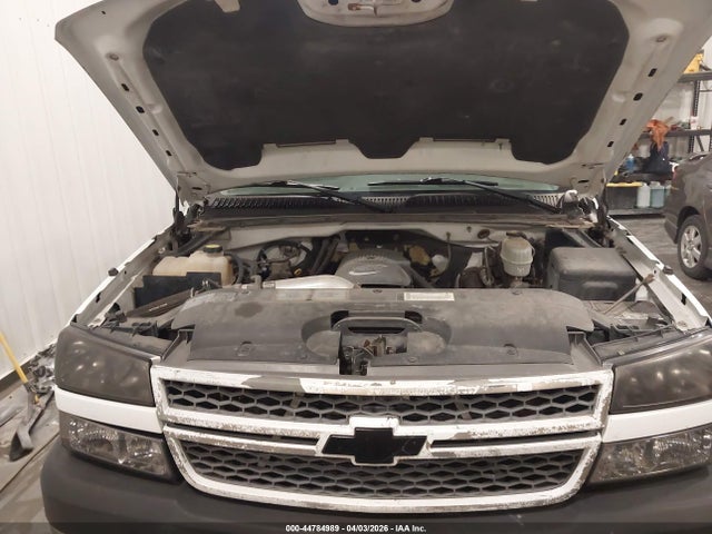 CHEVROLET SILVERADO - 10