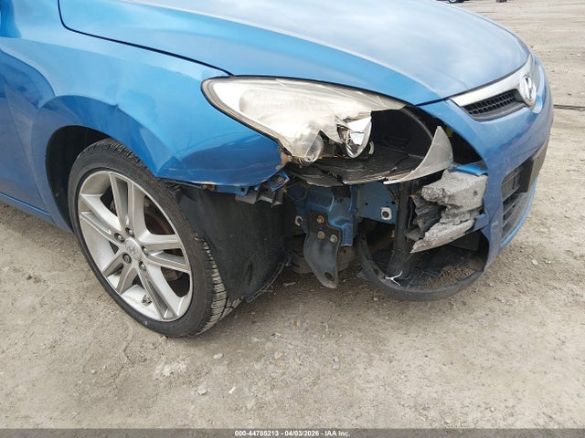 HYUNDAI ELANTRA TOURING SE - 6