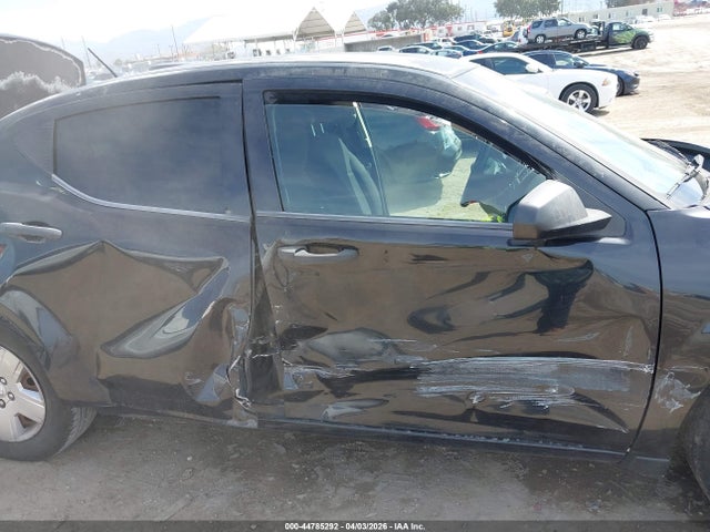 DODGE AVENGER SXT - 6