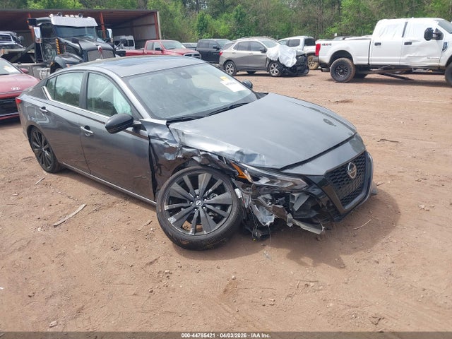 2022 NISSAN ALTIMA SR FWD